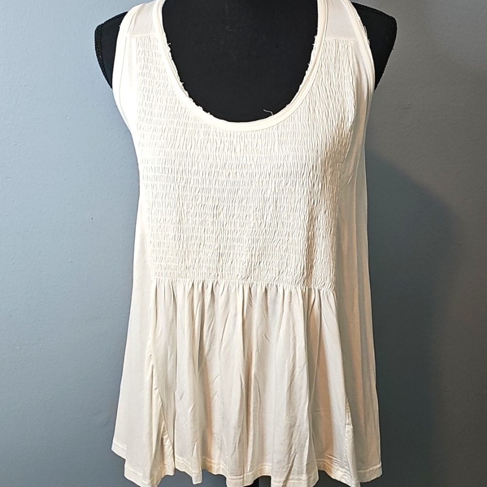 #12 NWT POL Ivory Sleeveless Top ~ Smocked ~ Small ~ 19" P2P